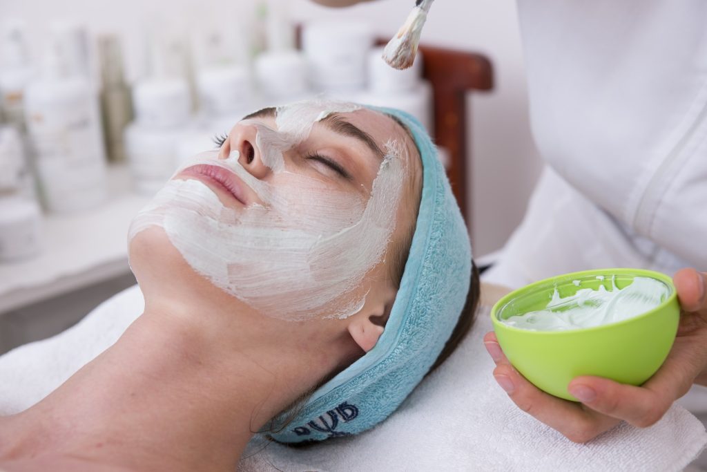 Refreshing Facial Treatments Hollywood CA